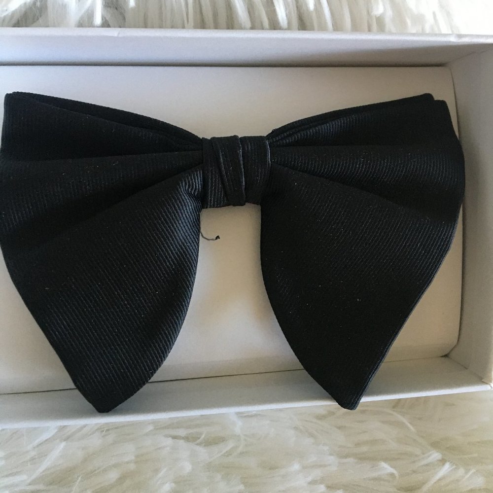 Calvin Klein Black Large Pre-Tied Bow